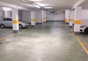 5 lugares de garagem edifício passagem ...