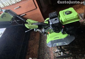 Moto enxada Vito (2h de uso)