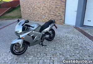 Vfr 800 FI