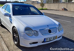 Mercedes-Benz C 220 Sport coupe - 01