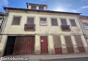 Prdio Para Recuperar No Centro De Ovar