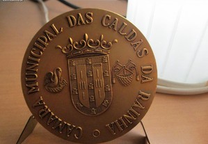 Medalha Camara Municipal Das Caldas Da Rainha Oferta Envio