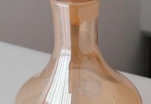 Garrafa licoreira em vidro casca de cebola