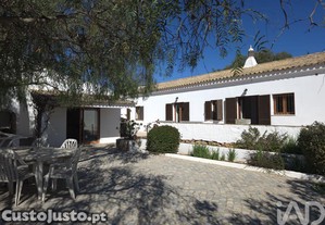 Casa / Villa T4 em Boliqueime de 278,00 m²