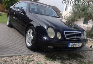 Mercedes-Benz CLK 220 Avantgarde - 01
