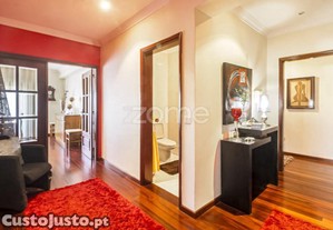 Apartamento T3 Com 3 Varandas E 2 Lugares De...