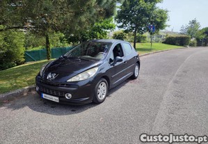 Peugeot 207 1.4 HDi