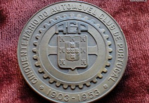 Medalha do Cinquentenário do automóvel Clube de Po
