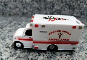 Ambulância brincar