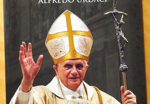 Bento XVI e o último conclave, Alfredo Urdaci