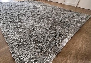 Carpete com pouco uso