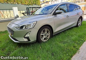 Ford Focus SW EcoBoost Active - 19