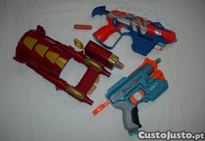 Brinquedos Nerf e lançador de pulso do homem de ferro.