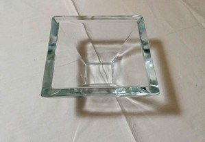 Taça ou cinzeiro em vidro