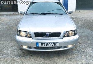 Volvo V40 1.6i (192.000 Kms/Ano 2003)
