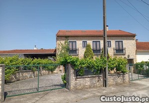 Casa T4 em Fátima de 664,00 m²