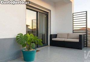 Andar de moradia T5 em Samora Correia