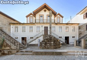 Quinta T8 em São Martinho de Mouros de 558 m²