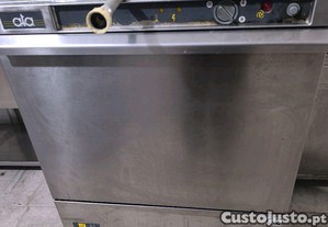 Mquina de Lavar Loua Trifsico Industrial