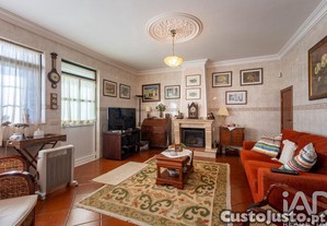 Moradia T5 em Golegã de 327,63 m²