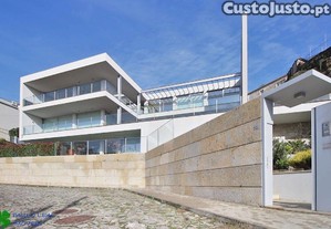 Moradia T6+ à venda em Santa Maria Maior e Monserrate e Meadela, €1.600.000