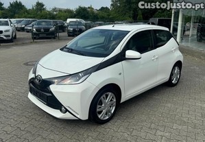Toyota Aygo 1.0 X-Play - 15