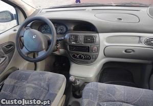 Renault Scnic 1.4 c gasolina - 01