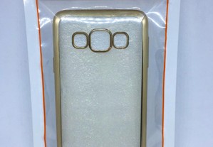 Capa de silicone com lateral dourada de Samsung A3