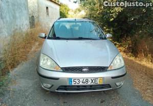 Ford Focus 1.4 16 v - 04