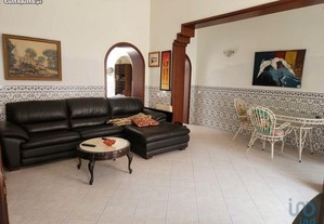 Casa T3 em Faro de 106,00 m²