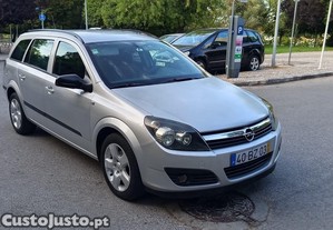 Opel Astra Caravan - 06