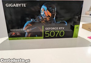 Placa gráfica Gigabyte NVIDIA GeForce RTX