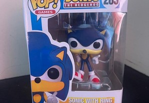 Funko Pop "Sonic With Ring"