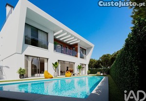 Casa / Villa T3 em Tavira (Santa Maria e Santiago) de 385,00 m²