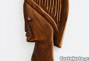 Escultura de Parede Vintage em Madeira Maciça Busto Feminino de Perfil (52,5 cm)