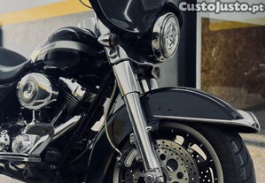 Harley-Davisom Electra Glide Classic