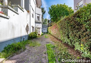 Moradia Clássica Nas Antas