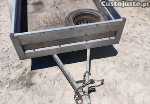 Reboque para carro
