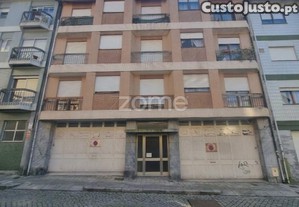 Armazém 600 M2 Constituição Porto