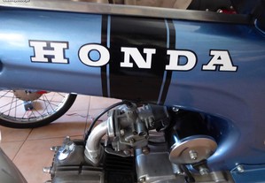 Honda DAX Autocolantes