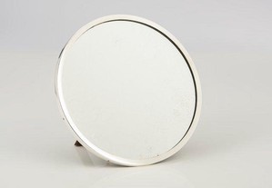 Espelho de mesa com moldura em prata portuguesa