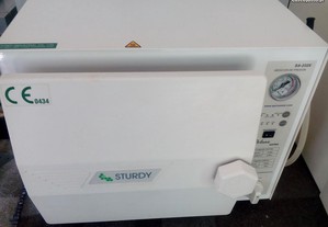 Autoclave esterilizador de bancada Sturdy