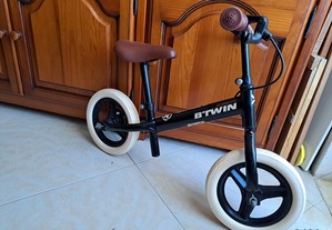 Bicicleta de Treino de Equilíbrio Criança BTwin