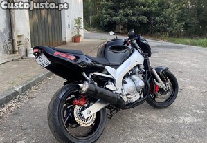 Yamaha FZR 600R