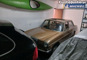 Mercedes-Benz 220 w115/8  gasolina