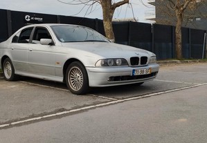 BMW 530 5 Series - 01