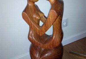 Peça de arte madeira nobre maciça, de escultor angolano