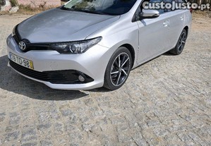 Toyota Auris Touring sports - 17