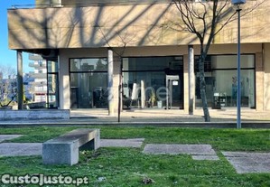 Loja Comercial - 230 M2 rea til -...