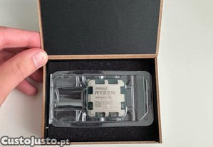 Processador Ryzen 7 7700 Novo